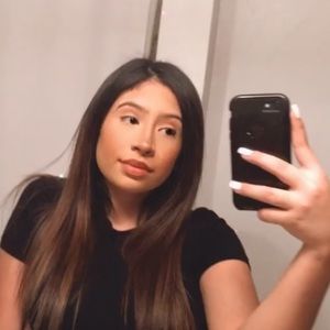 Meet your Posher, Natallie